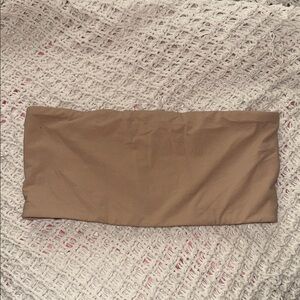 Skims Clay Strapless Bra